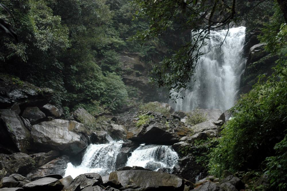 Hanumana Gundi Falls (5).jpg